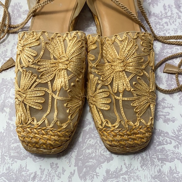 Stuart Weitzman lace up espadrilles size 9B - Picture 6 of 15